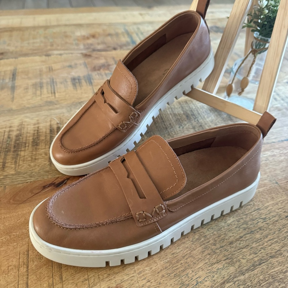 Vionic Tan Leather Penny Loafers with White Lug Sole